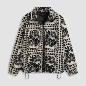Cider Black and Cream Patterned fleece Jacket NWOT